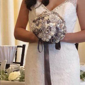Beautiful Wedding brooch bouquet